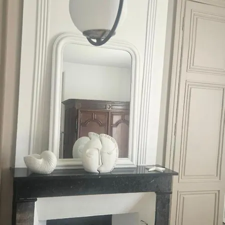 Chez Mary Larzicourt