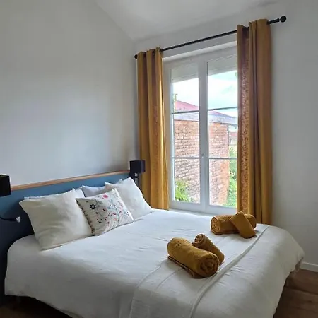 Chez Mary Bed & Breakfast 3*